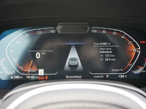 Used 2023 BMW X6 xDrive40i w/ Executive Package image 11