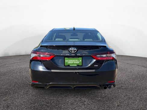 Used 2023 Toyota Camry SE w/ Cold Weather Package image 4