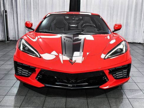 Used 2023 Chevrolet Corvette Stingray Preferred Cpe RWD image 2