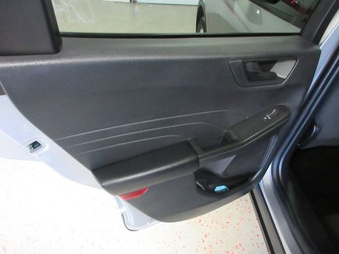 Used 2022 Ford Escape SE w/ Convenience Package AWD/4WD image 32