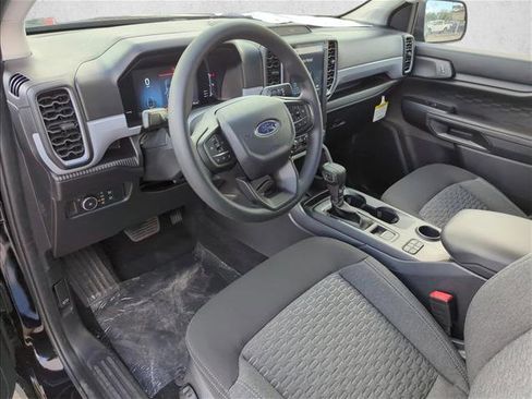 New 2025 Ford Ranger XL image 3