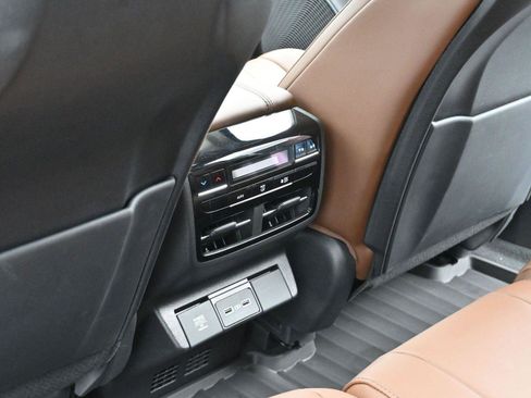 Used 2024 Acura MDX FWD w/ Technology Package image 34