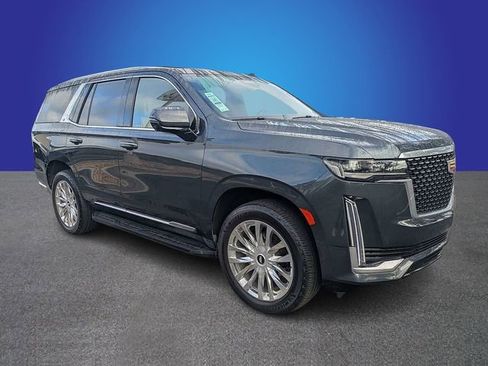 Used 2022 Cadillac Escalade Premium Luxury w/ LPO, Illumination Package image 7