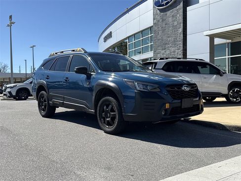 Used 2022 Subaru Outback Wilderness image 10