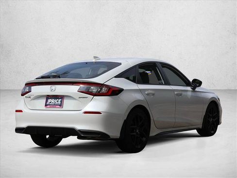Used 2025 Honda Civic Sport image 5