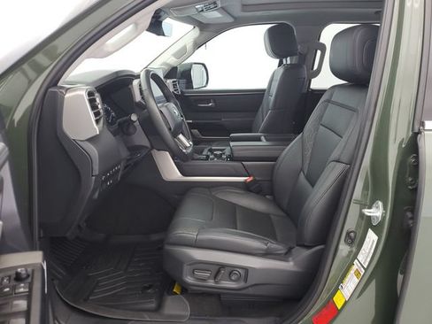 Used 2023 Toyota Tundra Limited AWD/4WD image 18