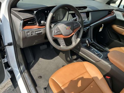 New 2026 Cadillac XT5 Premium Luxury FWD image 18