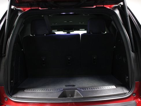 Used 2021 Chevrolet Tahoe RST w/ Luxury Package image 15