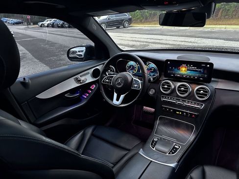 Certified 2022 Mercedes-Benz GLC 300 image 34