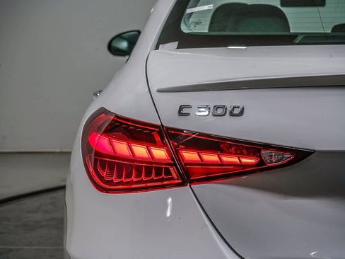 Used 2025 Mercedes-Benz C 300 Sedan image 9