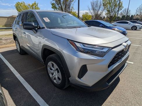 Used 2024 Toyota RAV4 LE image 5