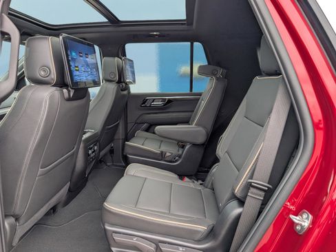 New 2025 Chevrolet Tahoe Premier image 15