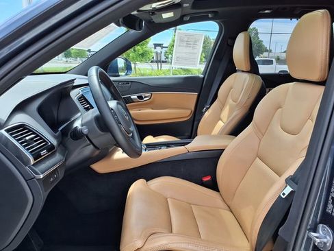 Used 2024 Volvo XC90 T8 Ultimate w/ Protection Package Premier image 16