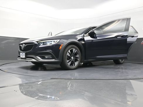 Used 2019 Buick Regal Preferred w/ Sights and Sounds Package AWD/4WD image 34