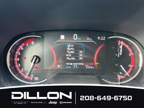 Used 2025 Toyota RAV4 XLE AWD/4WD image 24
