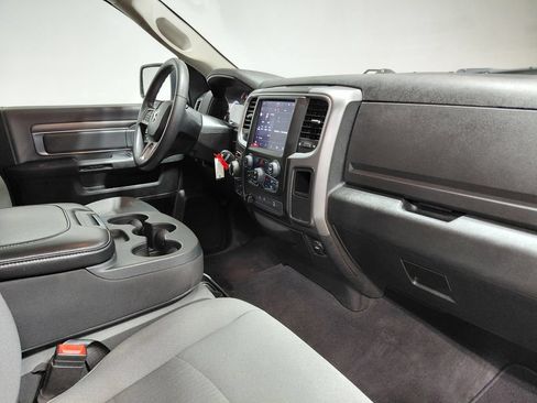 Used 2022 RAM 1500 Classic SLT w/ Electronics Group AWD/4WD image 23