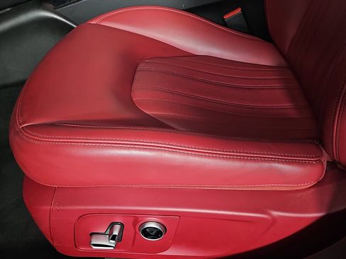 Used 2022 Maserati Ghibli Modena RWD image 25