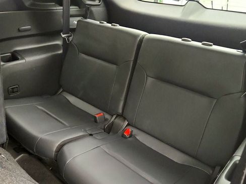 Used 2024 Mitsubishi Outlander SE Black Edition FWD image 22