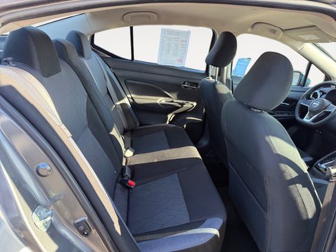 Used 2023 Nissan Versa SV image 18