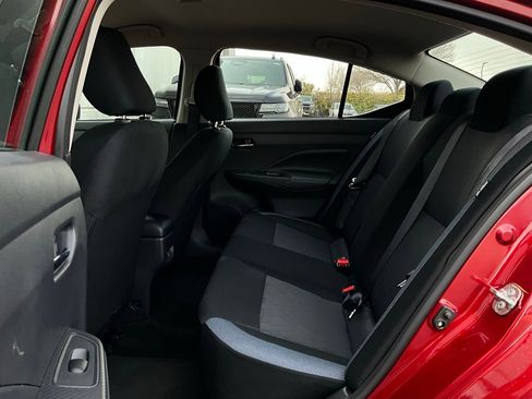 Used 2025 Nissan Versa SV image 11