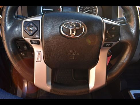 Used 2016 Toyota Tundra SR5 w/ SR5 Upgrade Package image 13