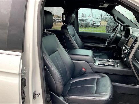 Used 2020 Ford Expedition XLT w/ Equipment Group 202A RWD image 30