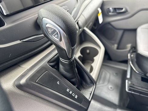 New 2026 Ford Transit 250 148 Medium Roof w/ Load Area Protection Package image 22