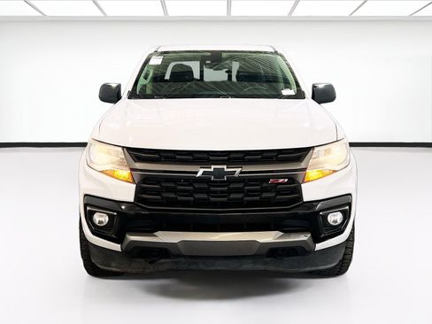 Used 2022 Chevrolet Colorado Z71 w/ Safety Package AWD/4WD image 2