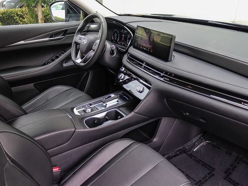 Certified 2025 INFINITI QX60 Luxe AWD/4WD image 16