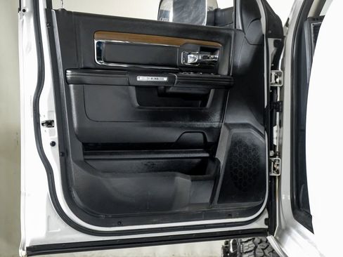 Used 2016 RAM 3500 Laramie w/ Protection Group image 32