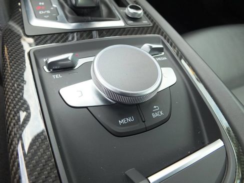 Used 2021 Audi R8 V10 w/ Premium Package RWD image 48