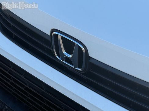 Used 2024 Honda Civic Touring image 32