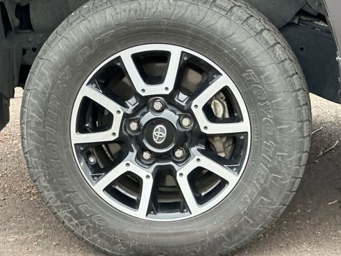 Used 2019 Toyota Tundra SR5 image 24