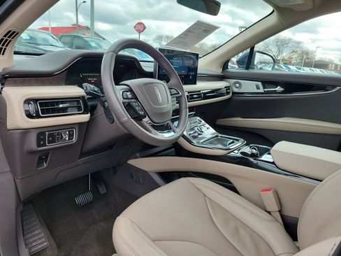 Certified 2023 Lincoln Nautilus Reserve w/ Equipment Group 202A image 20