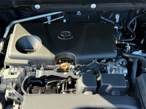 Used 2022 Toyota RAV4 Adventure image 17