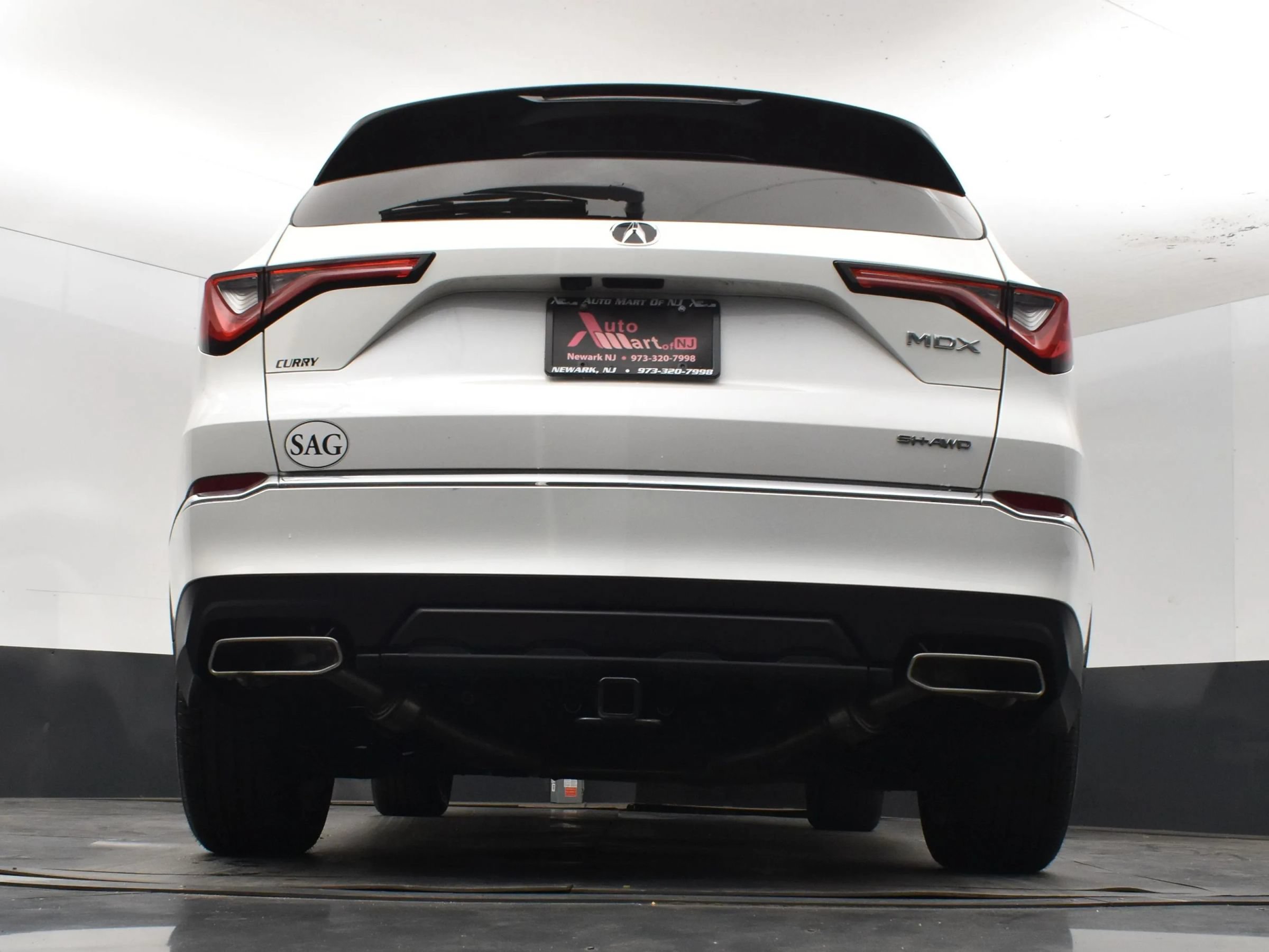 Used 2023 Acura MDX SH-AWD image 13