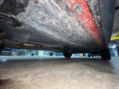 Used 2019 Volkswagen Tiguan SE w/ Panoramic Sunroof Package image 14