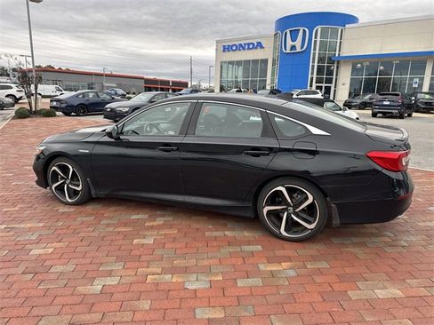 Used 2022 Honda Accord Sport image 5