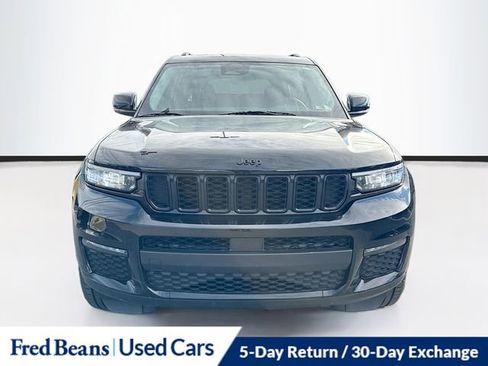 Used 2023 Jeep Grand Cherokee L Limited w/ Black Appearance Package AWD/4WD image 2