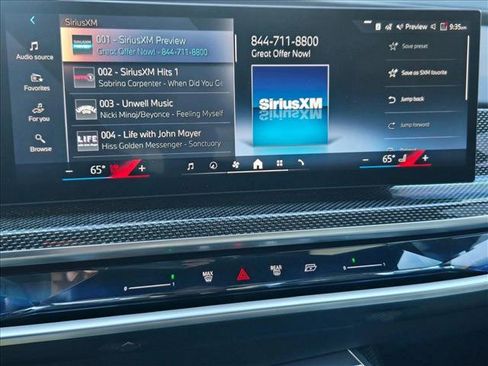 Used 2024 BMW 760i xDrive image 22