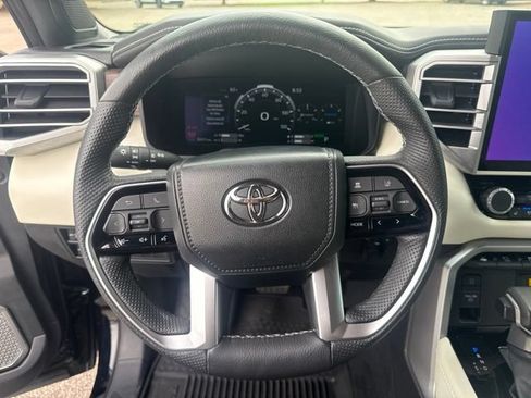 Used 2024 Toyota Tundra Capstone AWD/4WD image 29