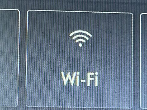 Used 2020 Lincoln Corsair AWD w/ Equipment Group 101A image 32