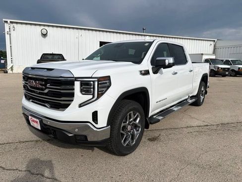 New 2026 GMC Sierra 1500 SLT w/ SLT Premium Plus Package AWD/4WD image 1