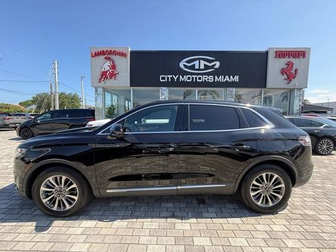 Used 2019 Lincoln Nautilus Select AWD/4WD image 4