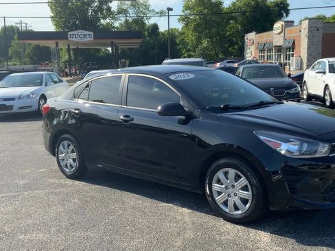 Used 2023 Kia Rio LX FWD image 2