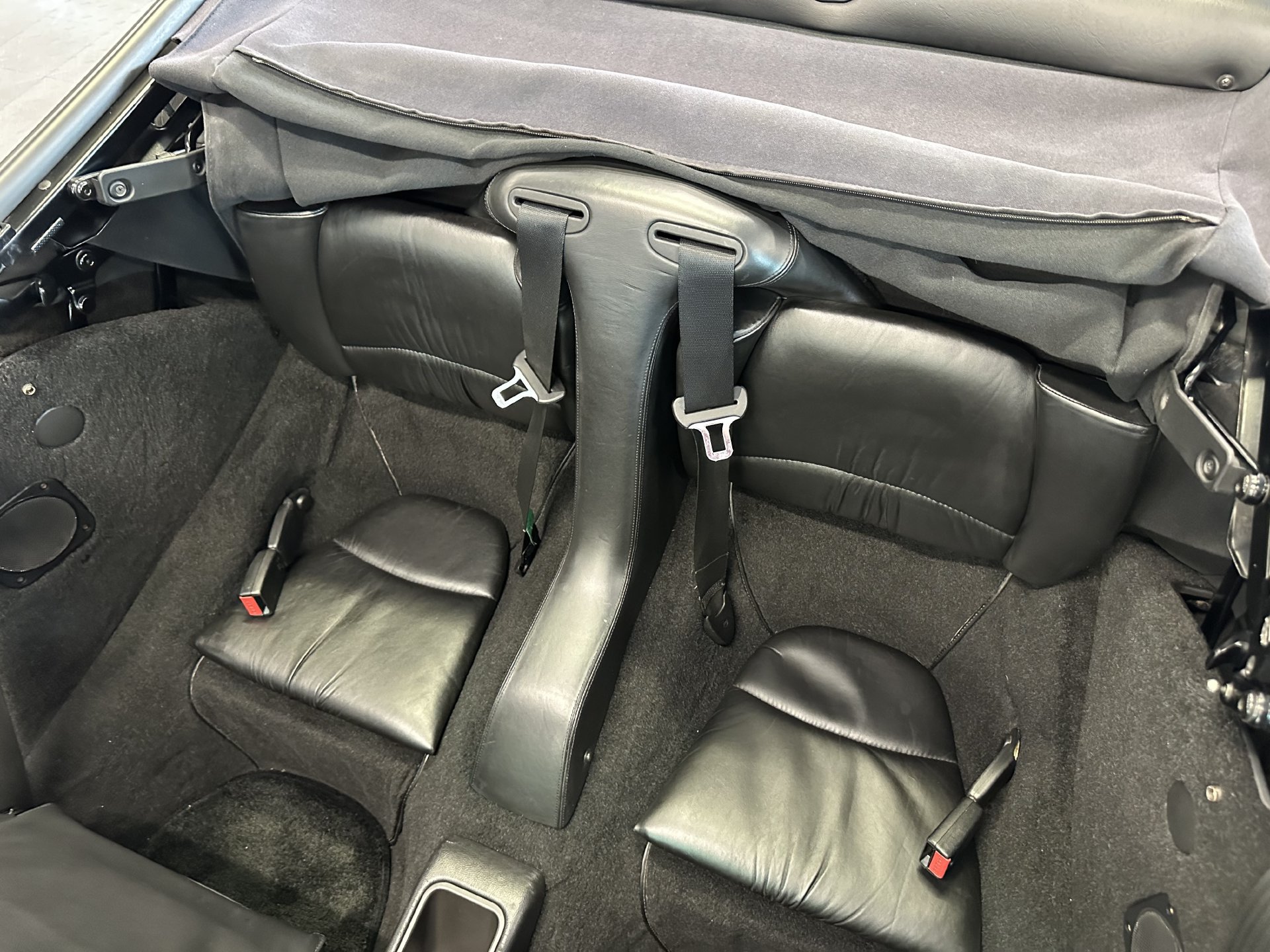 Used 1998 Porsche 911 Carrera RWD image 64