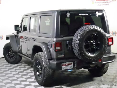 Used 2024 Jeep Wrangler Unlimited AWD/4WD image 11