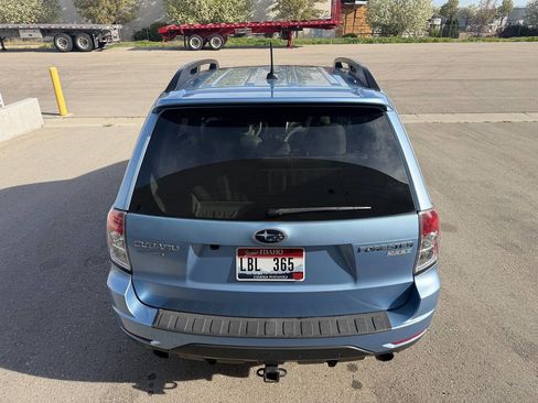 Used 2011 Subaru Forester 2.5X Premium w/ All-Weather Pkg image 11