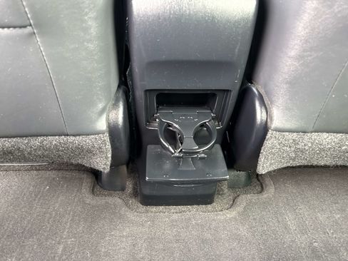 Used 2016 Toyota Prius V Four FWD image 14