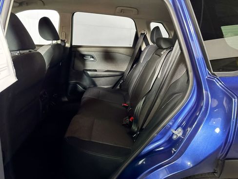 Used 2021 Nissan Rogue SV image 19